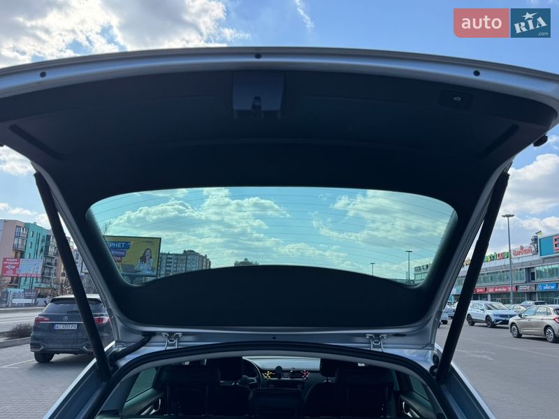 Універсал Skoda Octavia 2016 в Софіївській Борщагівці