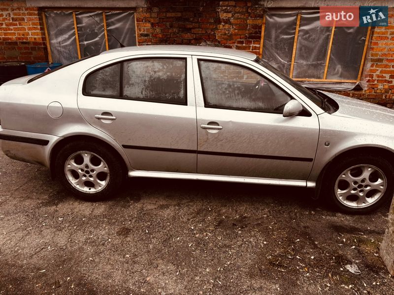 Лифтбек Skoda Octavia 2004 в Полтаве фото 5 Лифтбек Skoda Octavia 2004 в Полтаве
