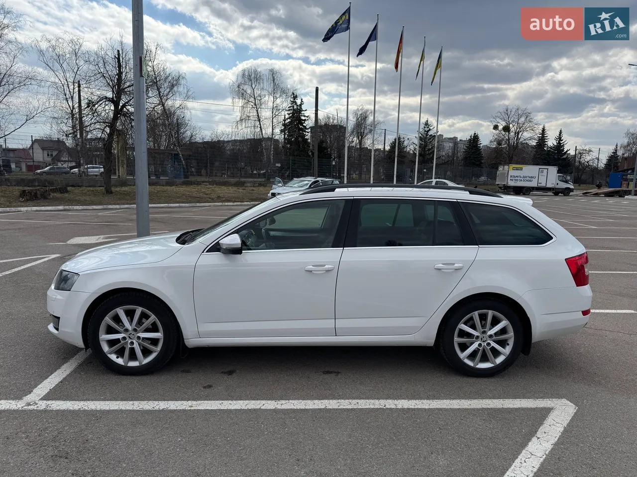 2013 Skoda Octavia - мініатюра 18