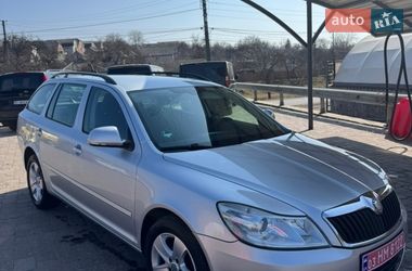 Универсал Skoda Octavia 2009 в Великой Багачке