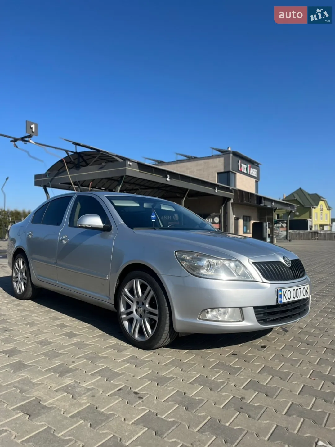 2010 Skoda Octavia - мініатюра 8