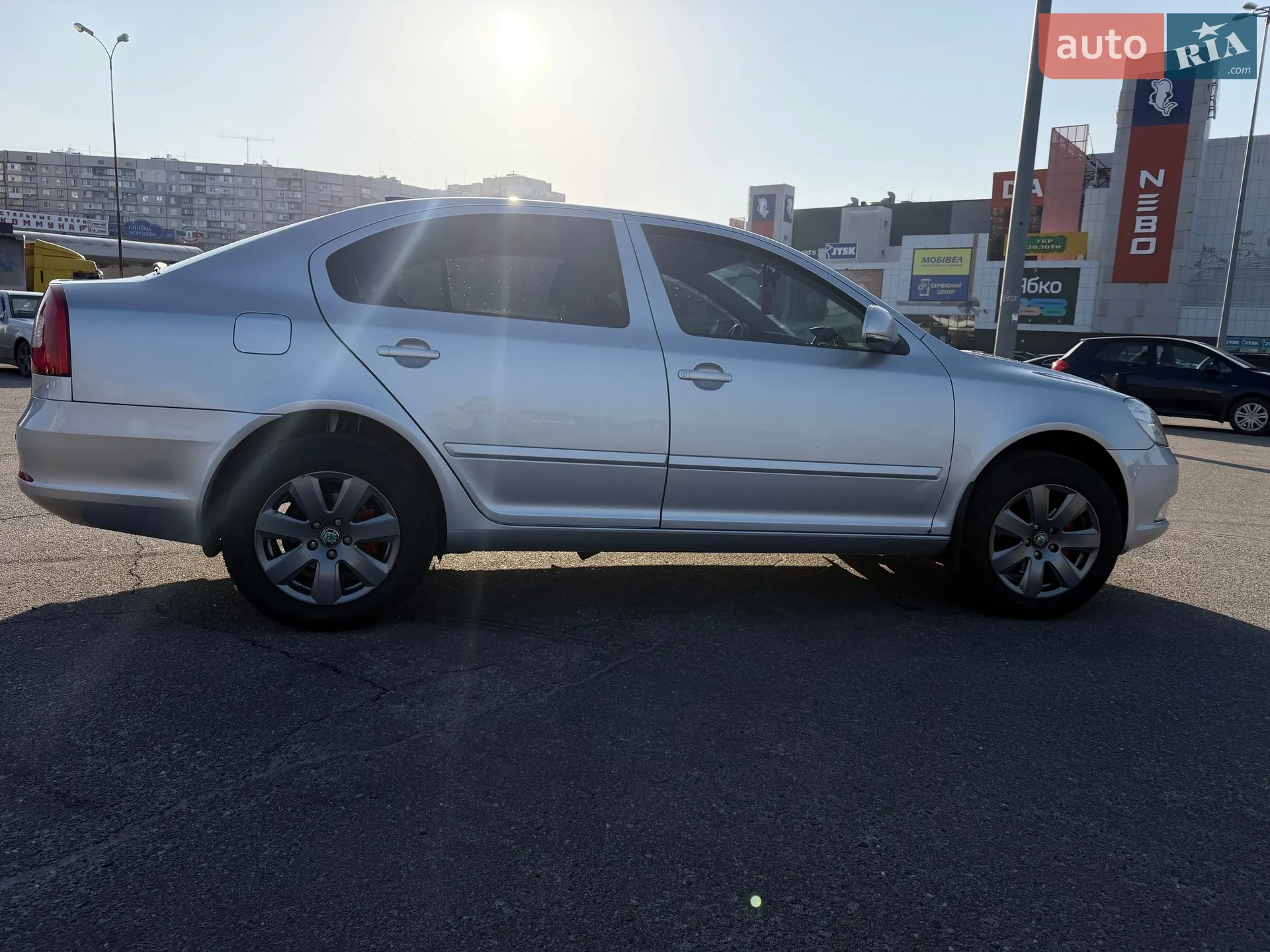 2010 Skoda Octavia - мініатюра 4