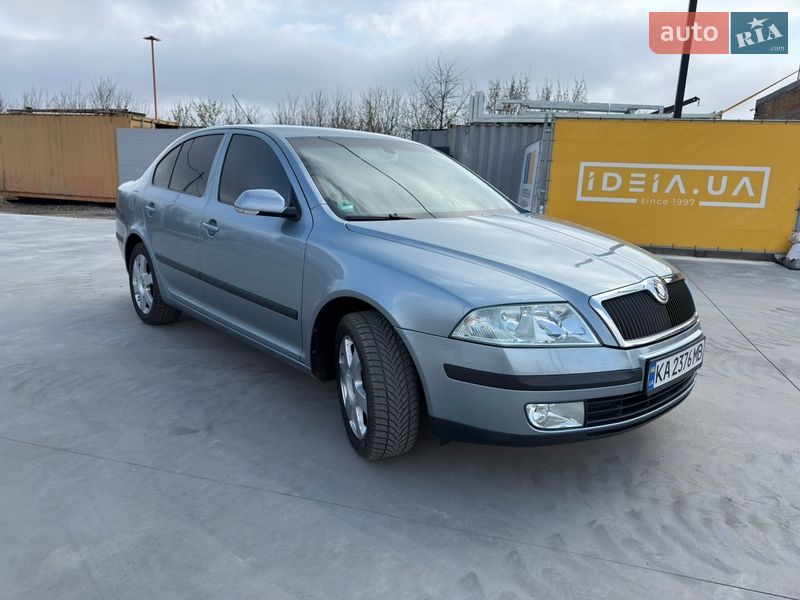 Лифтбек Skoda Octavia 2006 в Киеве