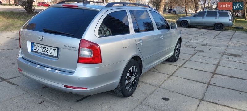 Универсал Skoda Octavia 2010 в Львове