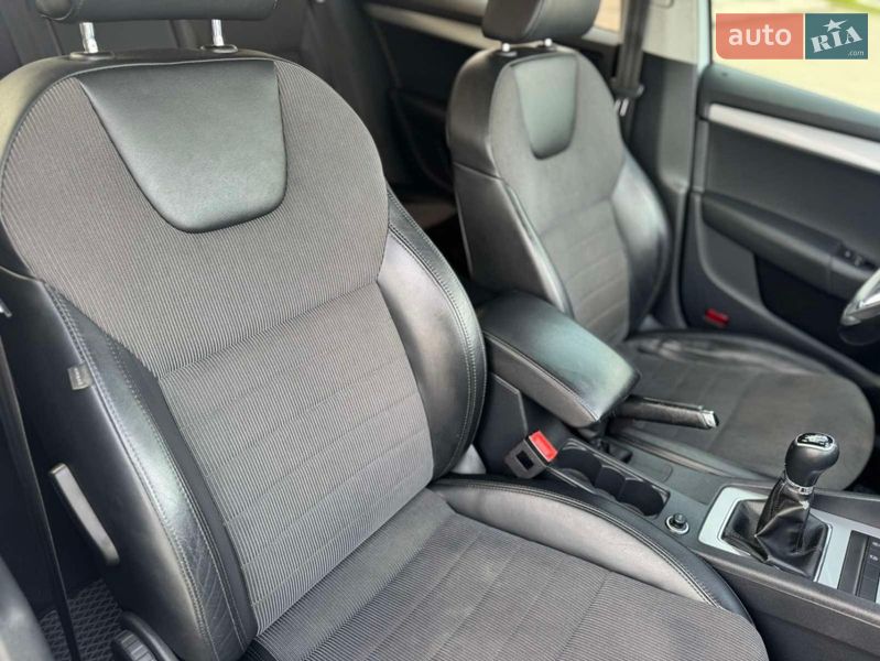 Универсал Skoda Octavia 2015 в Ужгороде