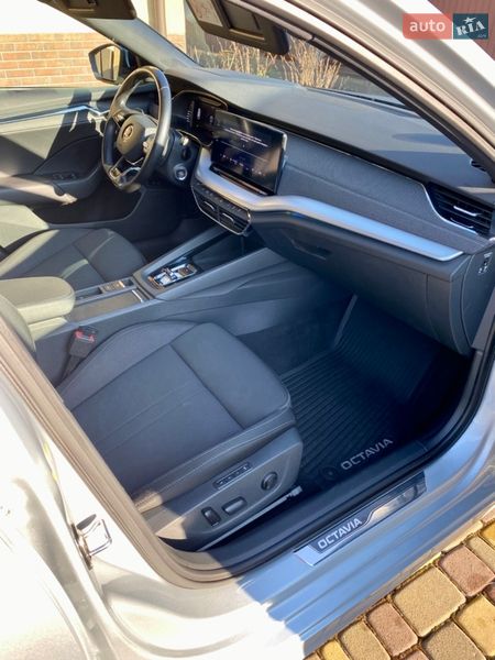 Универсал Skoda Octavia 2020 в Киеве