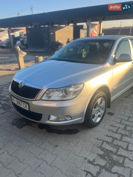 Лифтбек Skoda Octavia 2010 в Василькове