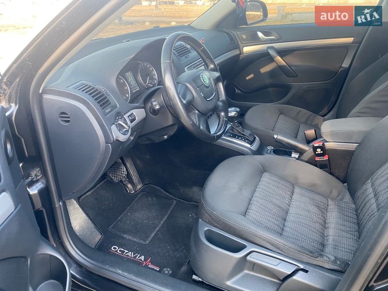 Универсал Skoda Octavia 2009 в Львове фото 30 Универсал Skoda Octavia 2009 в Львове