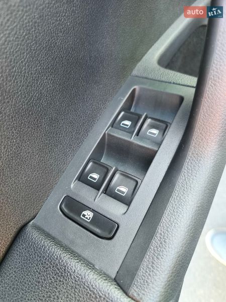 Универсал Skoda Octavia 2014 в Обухове фото 30 Универсал Skoda Octavia 2014 в Обухове