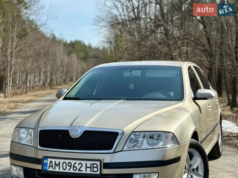 Лифтбек Skoda Octavia 2005 в Радомышле