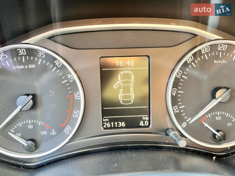 Универсал Skoda Octavia 2011 в Ромнах фото 8 Универсал Skoda Octavia 2011 в Ромнах