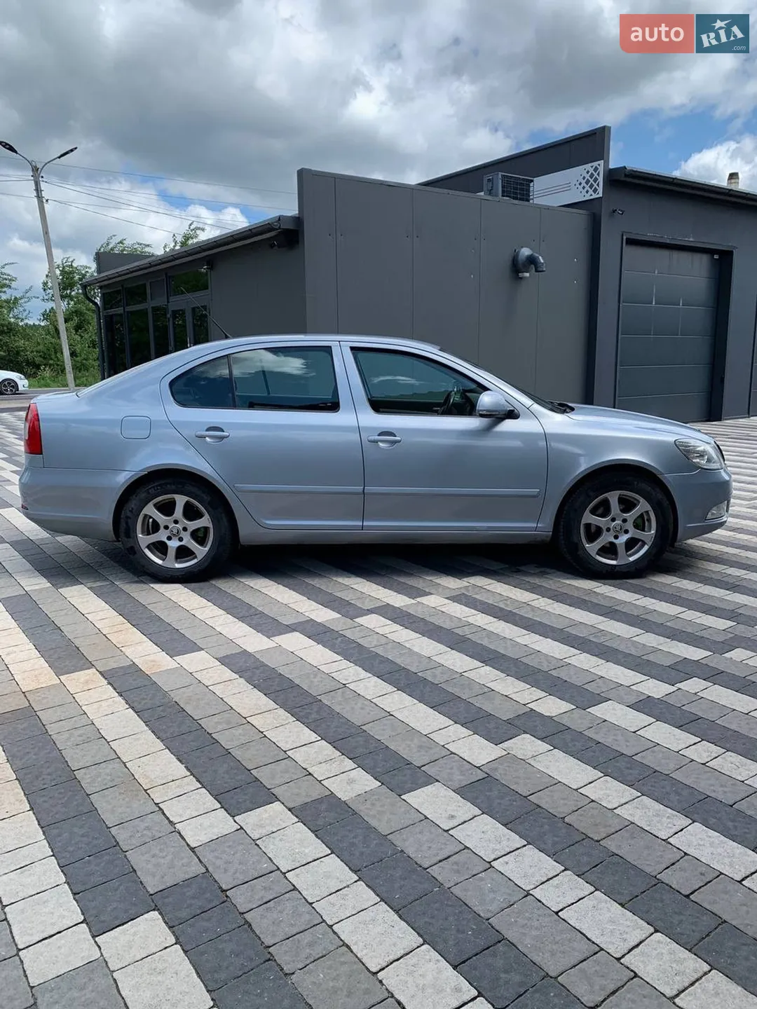 2010 Skoda Octavia - мініатюра 7