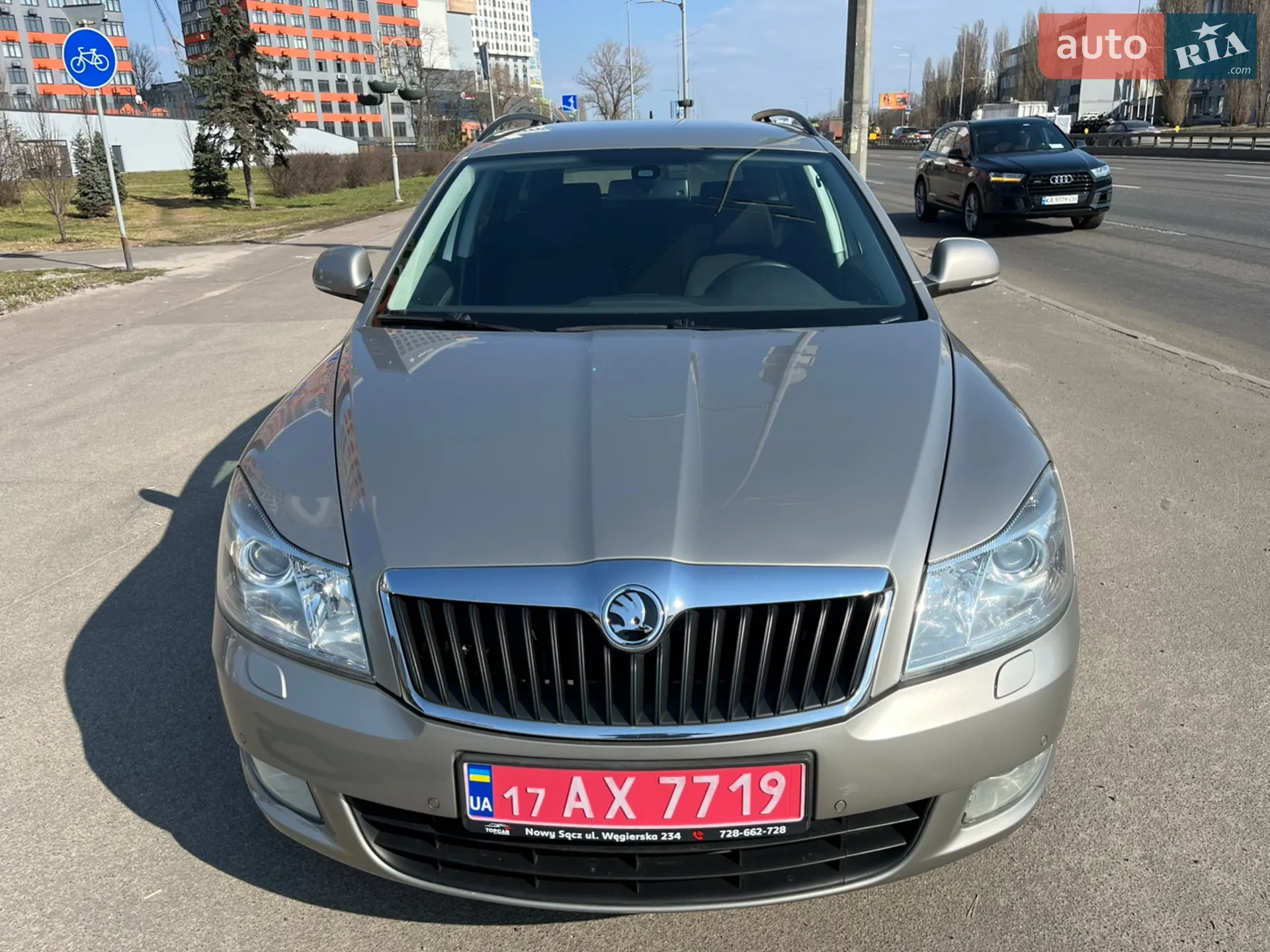 2010 Skoda Octavia - мініатюра 2