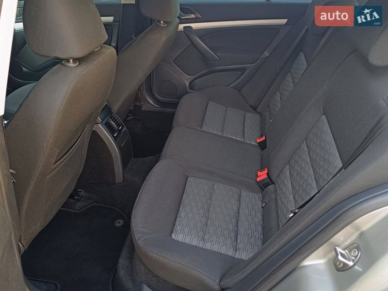Лифтбек Skoda Octavia 2009 в Киеве фото 11 Лифтбек Skoda Octavia 2009 в Киеве