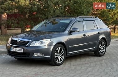 Универсал Skoda Octavia 2010 в Луцке