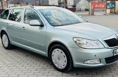 Универсал Skoda Octavia 2009 в Хусте