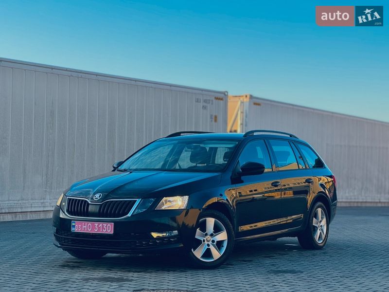 Универсал Skoda Octavia 2019 в Луцке фото Универсал Skoda Octavia 2019 в Луцке