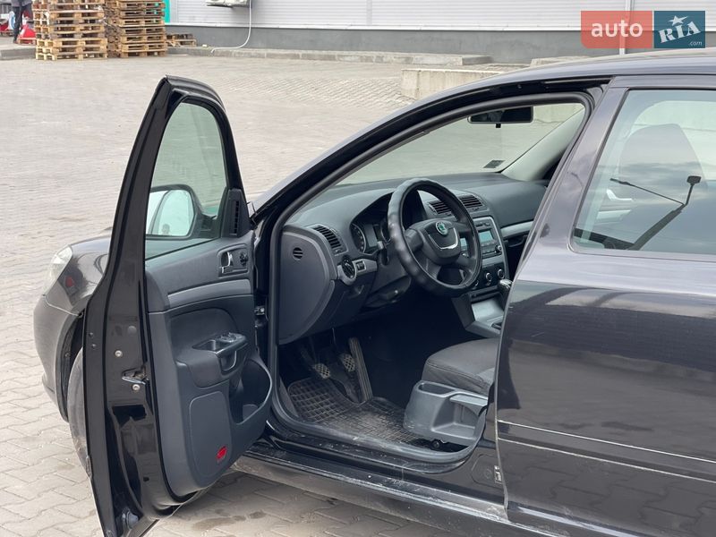 Лифтбек Skoda Octavia 2012 в Нововолынске