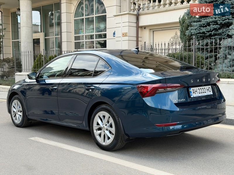 Лифтбек Skoda Octavia 2021 в Киеве