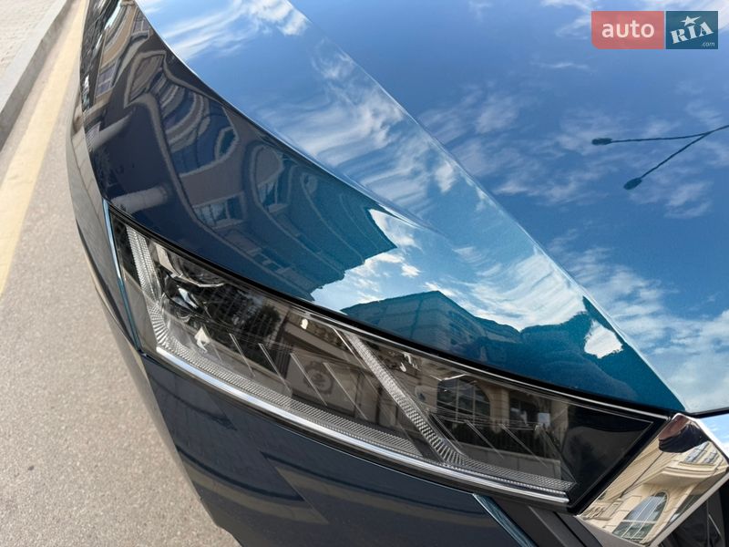 Лифтбек Skoda Octavia 2021 в Киеве