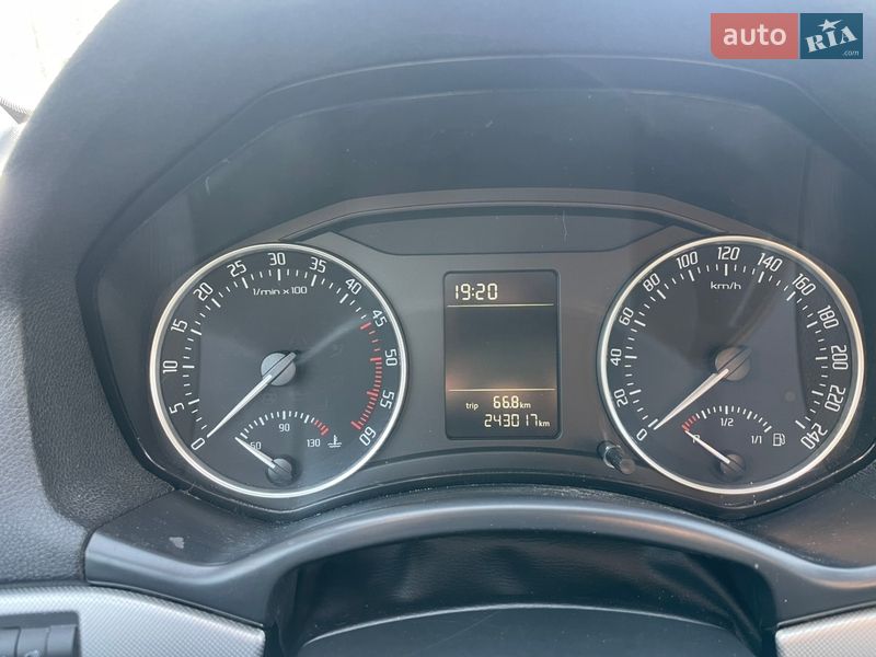 Универсал Skoda Octavia 2010 в Новомосковске