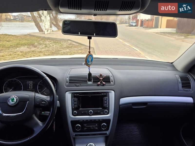 Универсал Skoda Octavia 2011 в Ирпене