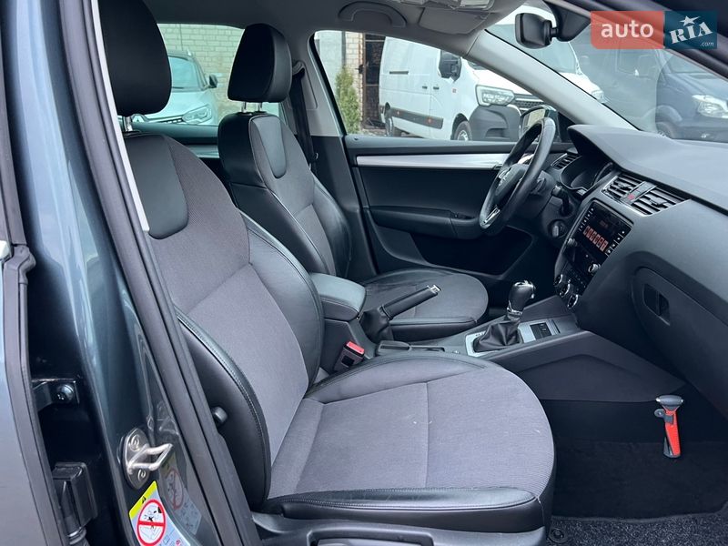 Универсал Skoda Octavia 2019 в Радивилове фото 37 Универсал Skoda Octavia 2019 в Радивилове