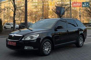 Универсал Skoda Octavia 2010 в Полтаве