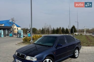 Ліфтбек Skoda Octavia 1998 в Сокалі