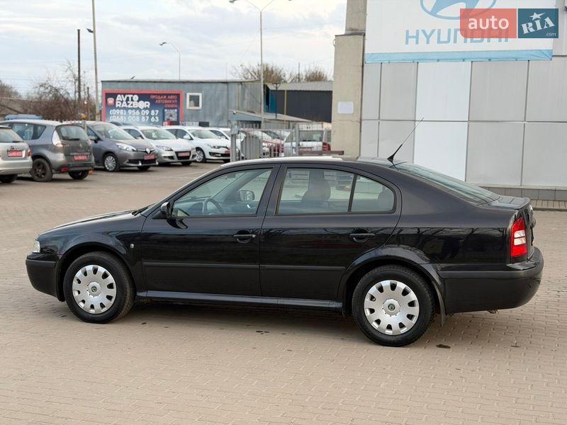 Лифтбек Skoda Octavia 2009 в Ровно