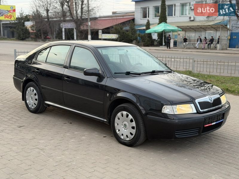 Лифтбек Skoda Octavia 2009 в Ровно