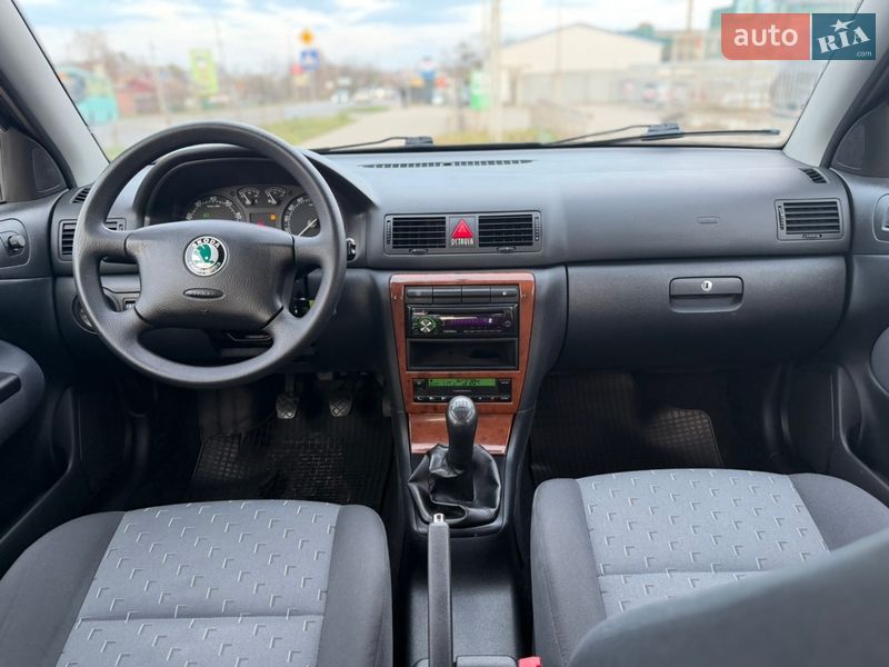 Лифтбек Skoda Octavia 2009 в Ровно