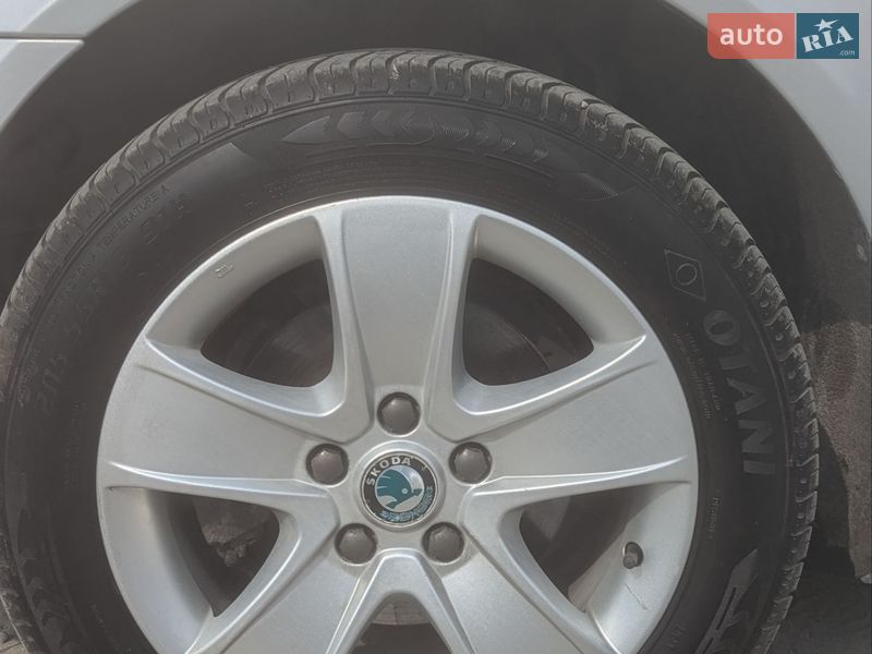 Лифтбек Skoda Octavia 2011 в Львове