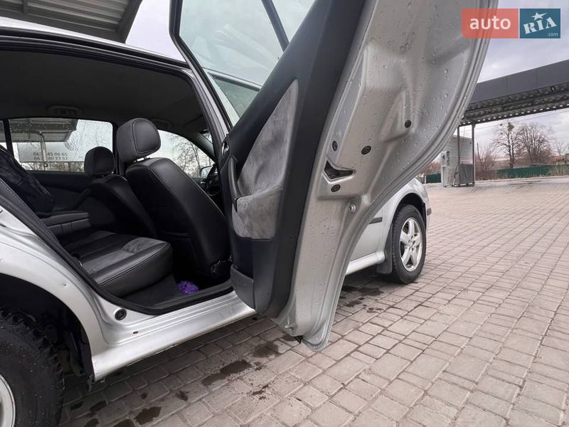 Ліфтбек Skoda Octavia 2003 в Білій Церкві