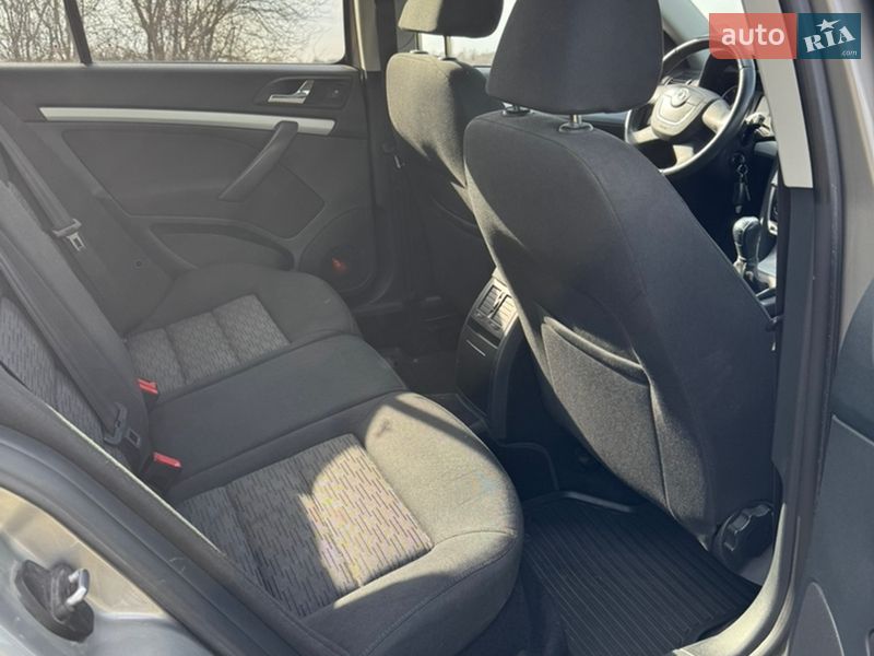 Лифтбек Skoda Octavia 2010 в Изяславе фото 12 Лифтбек Skoda Octavia 2010 в Изяславе