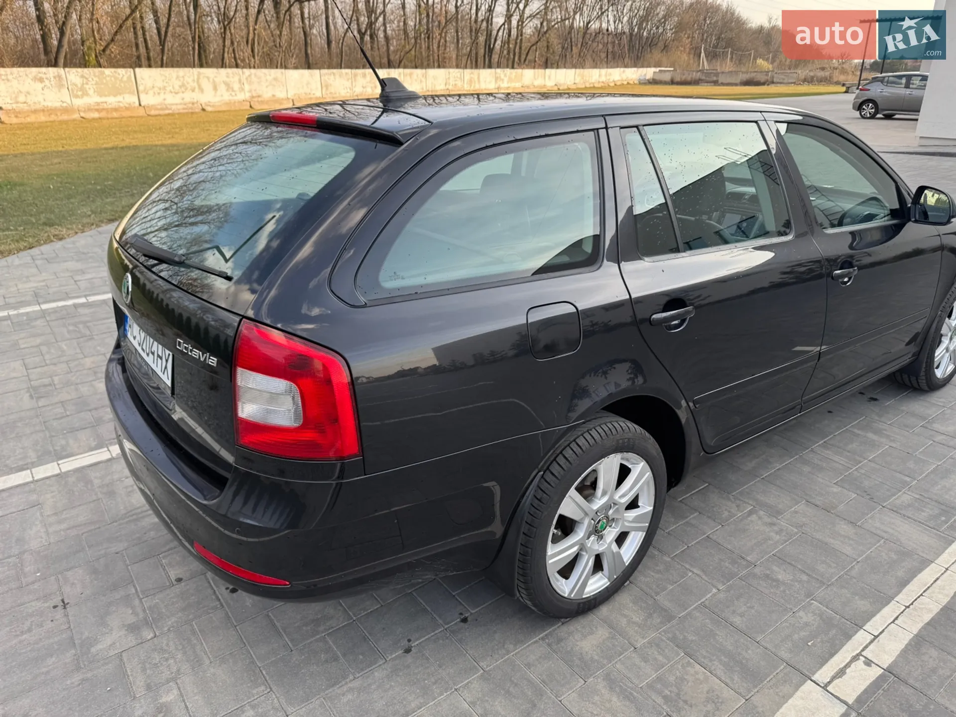 2010 Skoda Octavia - мініатюра 9