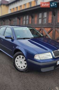 Лифтбек Skoda Octavia 2009 в Тысменице
