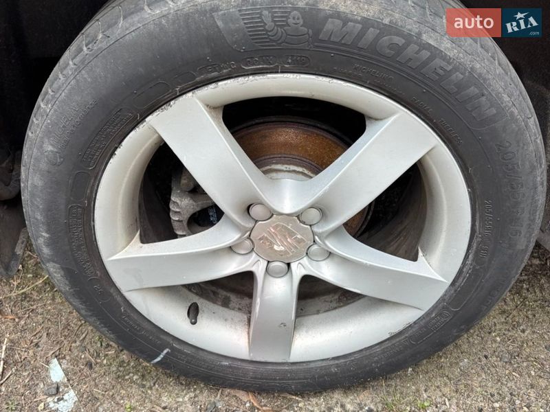 Лифтбек Skoda Octavia 2005 в Киеве фото 8 Лифтбек Skoda Octavia 2005 в Киеве