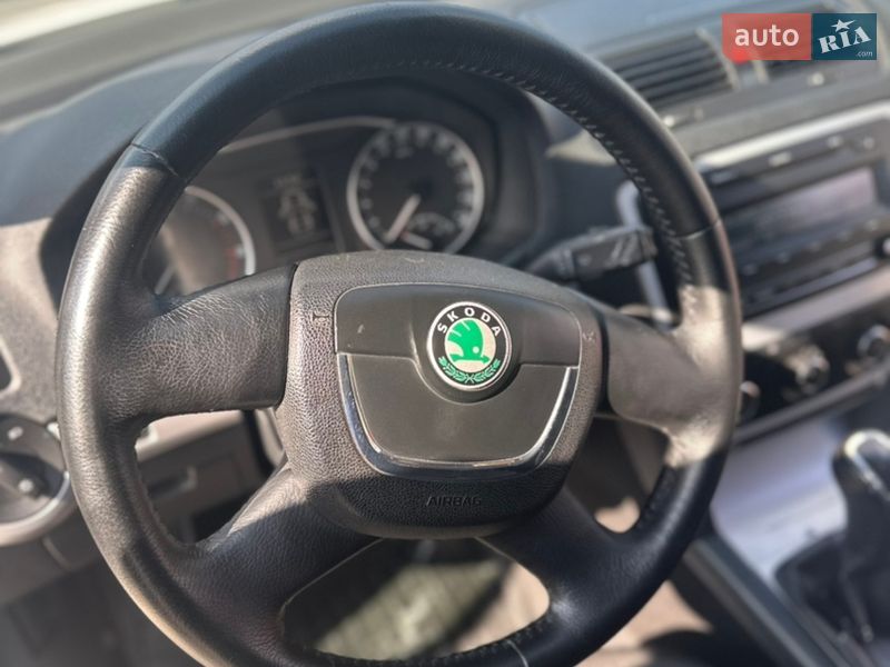 Универсал Skoda Octavia 2011 в Житомире фото 21 Универсал Skoda Octavia 2011 в Житомире