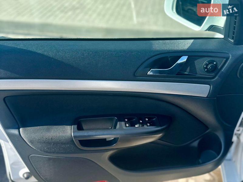 Универсал Skoda Octavia 2011 в Житомире фото 31 Универсал Skoda Octavia 2011 в Житомире