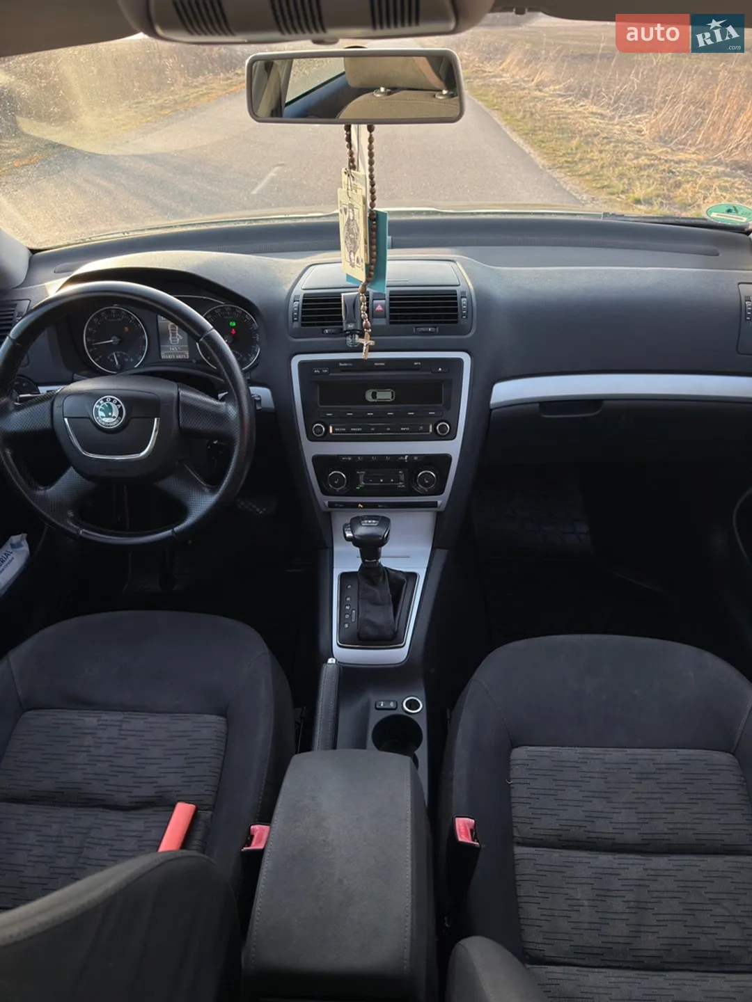 2010 Skoda Octavia - мініатюра 9