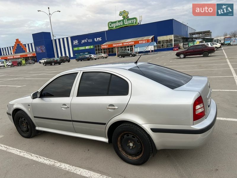 Лифтбек Skoda Octavia 2004 в Каменец-Подольском