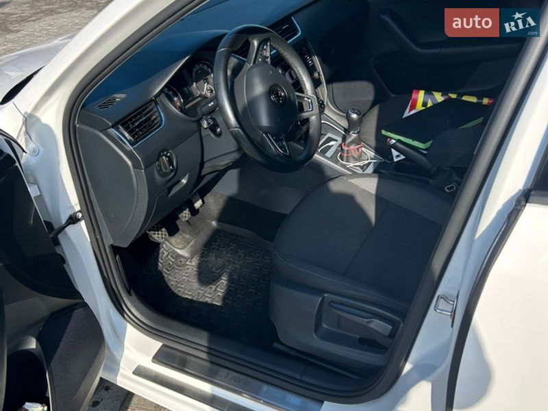 Лифтбек Skoda Octavia 2018 в Львове