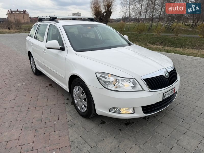 Универсал Skoda Octavia 2012 в Ровно