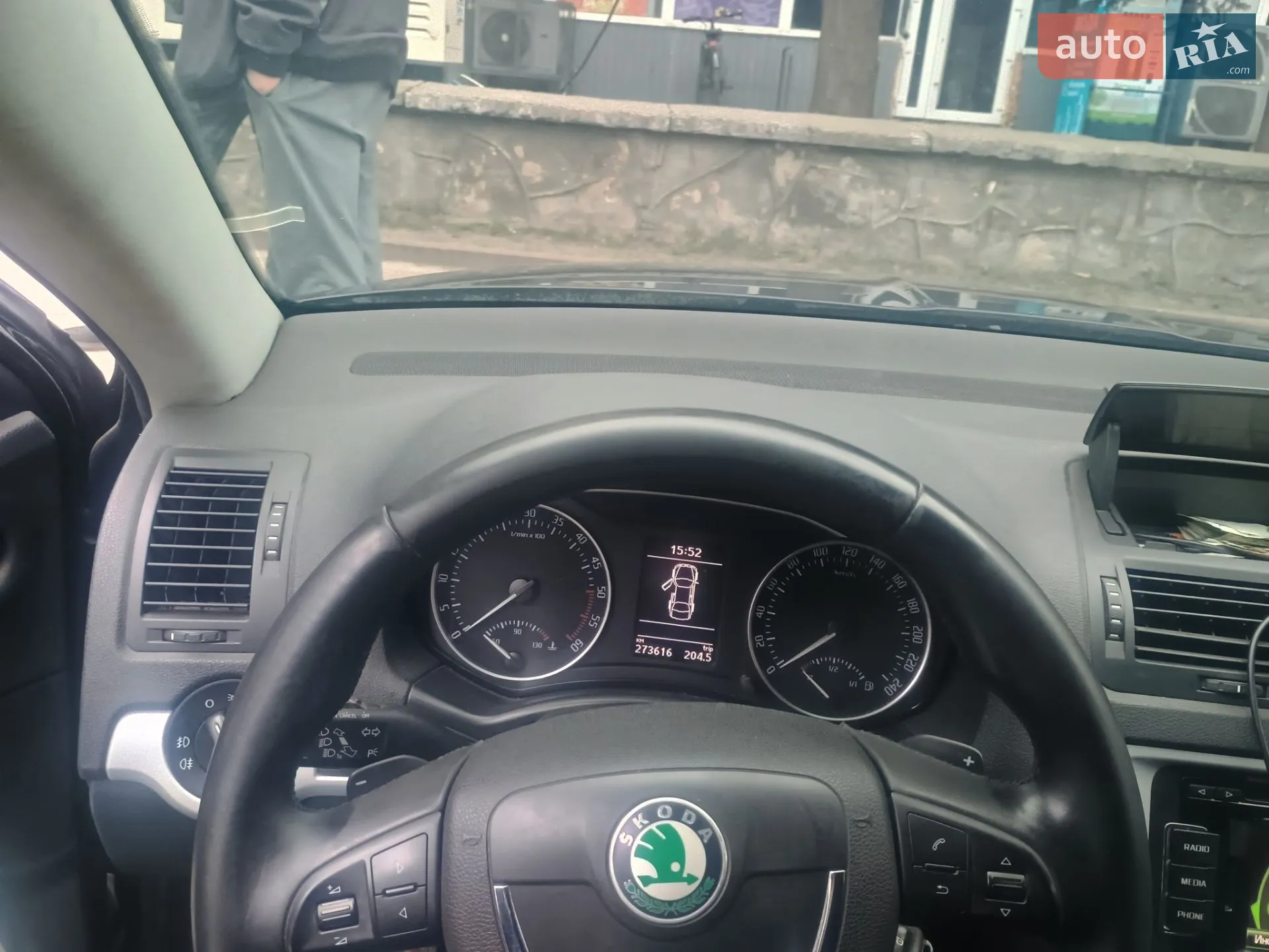 2010 Skoda Octavia - мініатюра 2