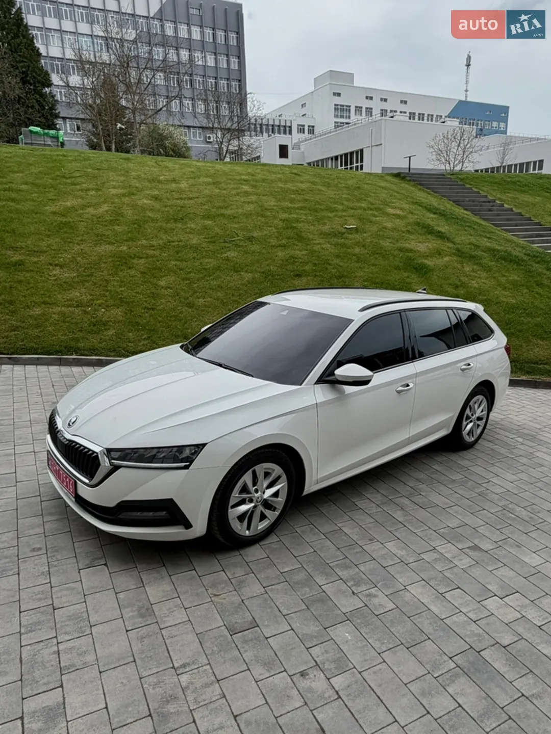 2020 Skoda Octavia - фото 1