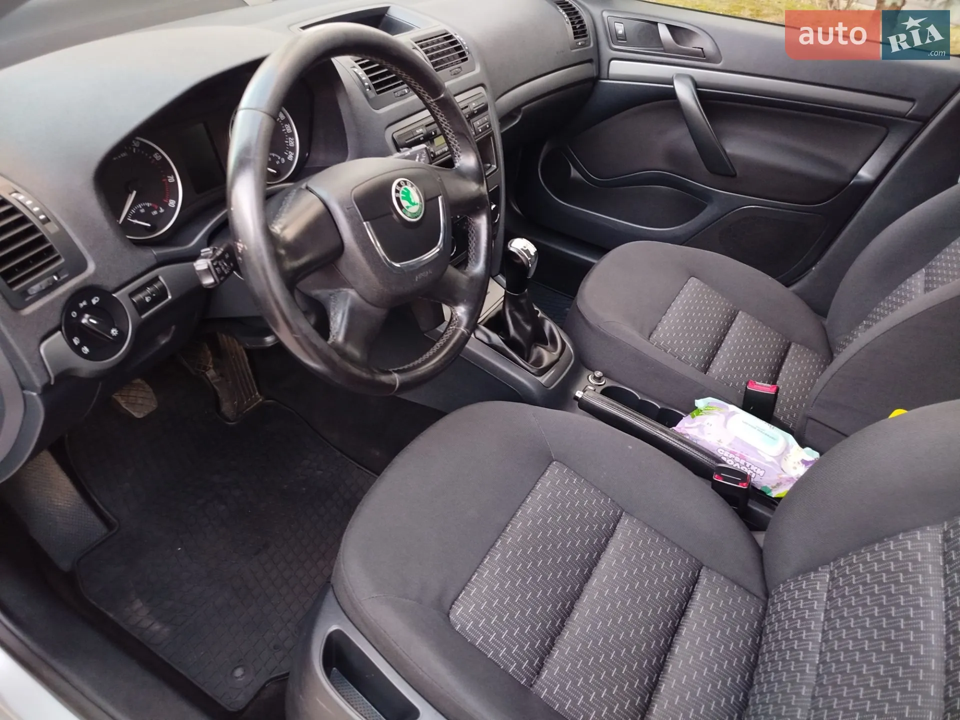 2010 Skoda Octavia - мініатюра 6