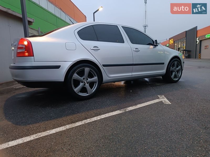 Ліфтбек Skoda Octavia 2004 в Харкові