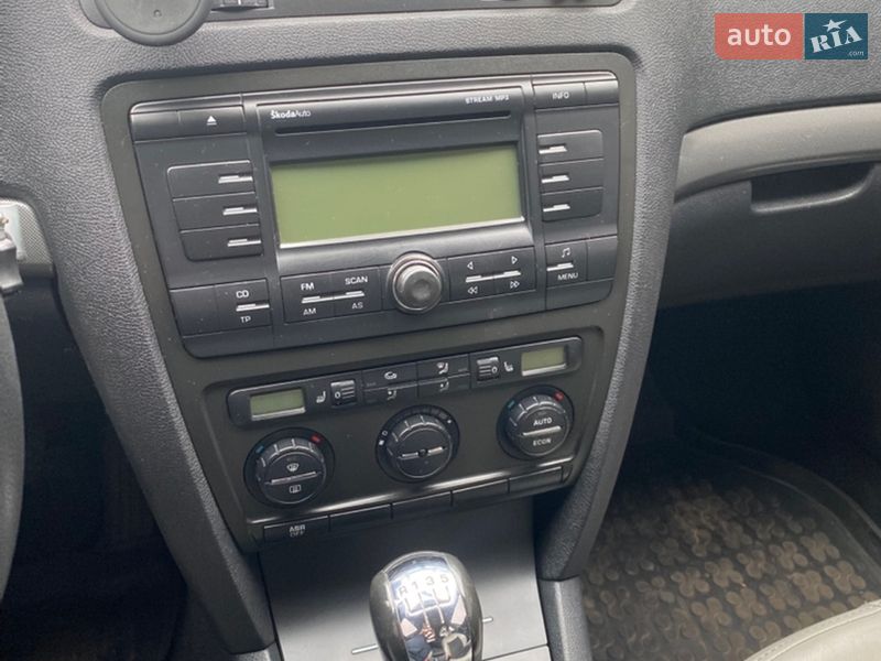 Лифтбек Skoda Octavia 2008 в Черкассах