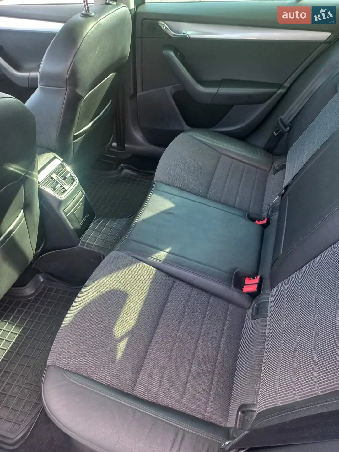 2015 Skoda Octavia - мініатюра 17